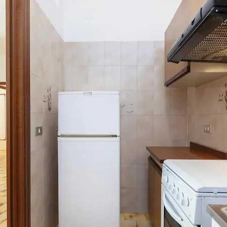 App. Garden Apartment